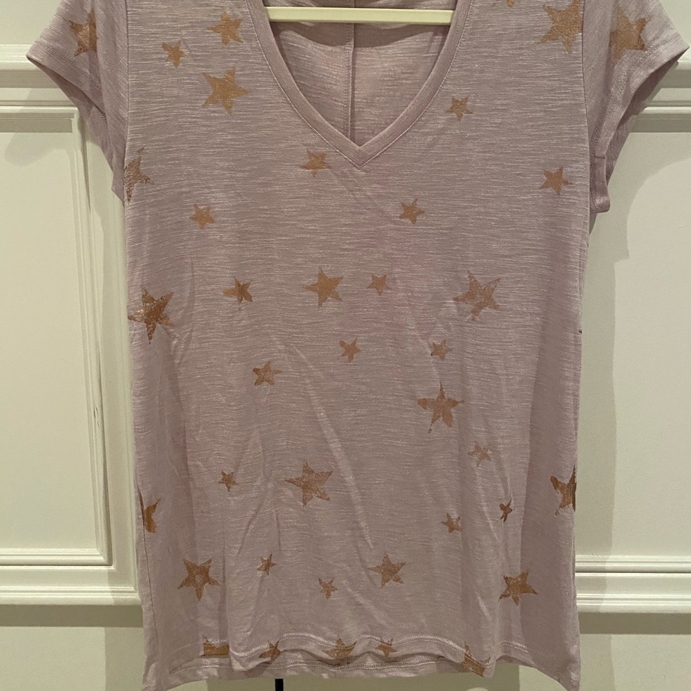 V-neck T-shirt with Stars